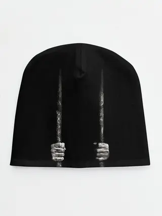 Детская шапка / Взаперти