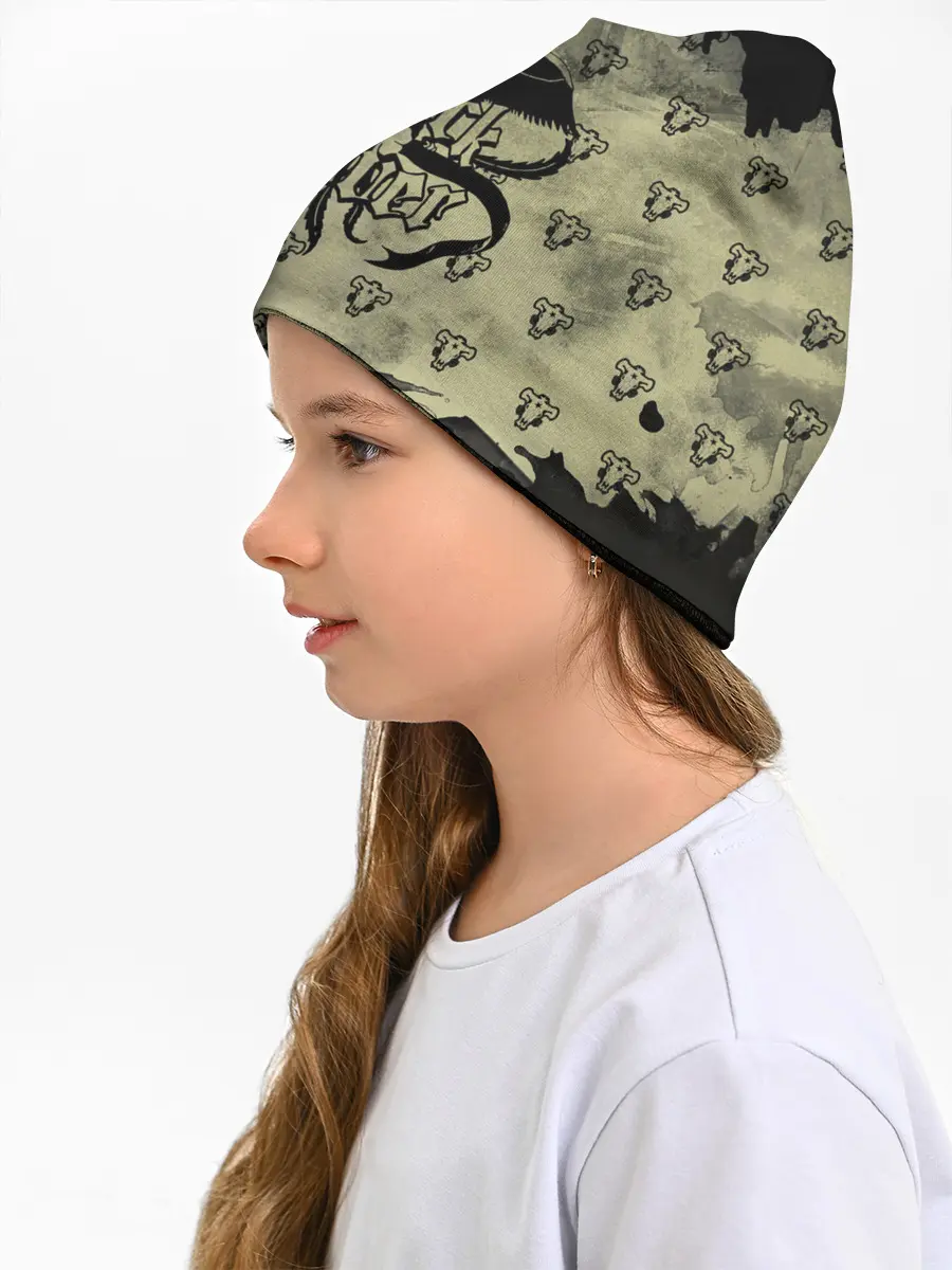 Детская шапка / Чёрный клевер Черные быки