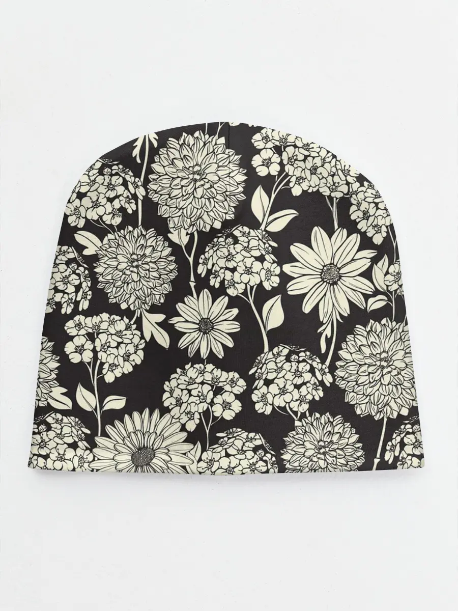 Детская шапка / Белые цветы