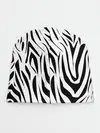 Детская шапка / Черно-белая зебра