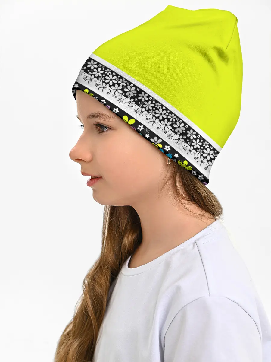 Детская шапка / Яркий цветочный узор