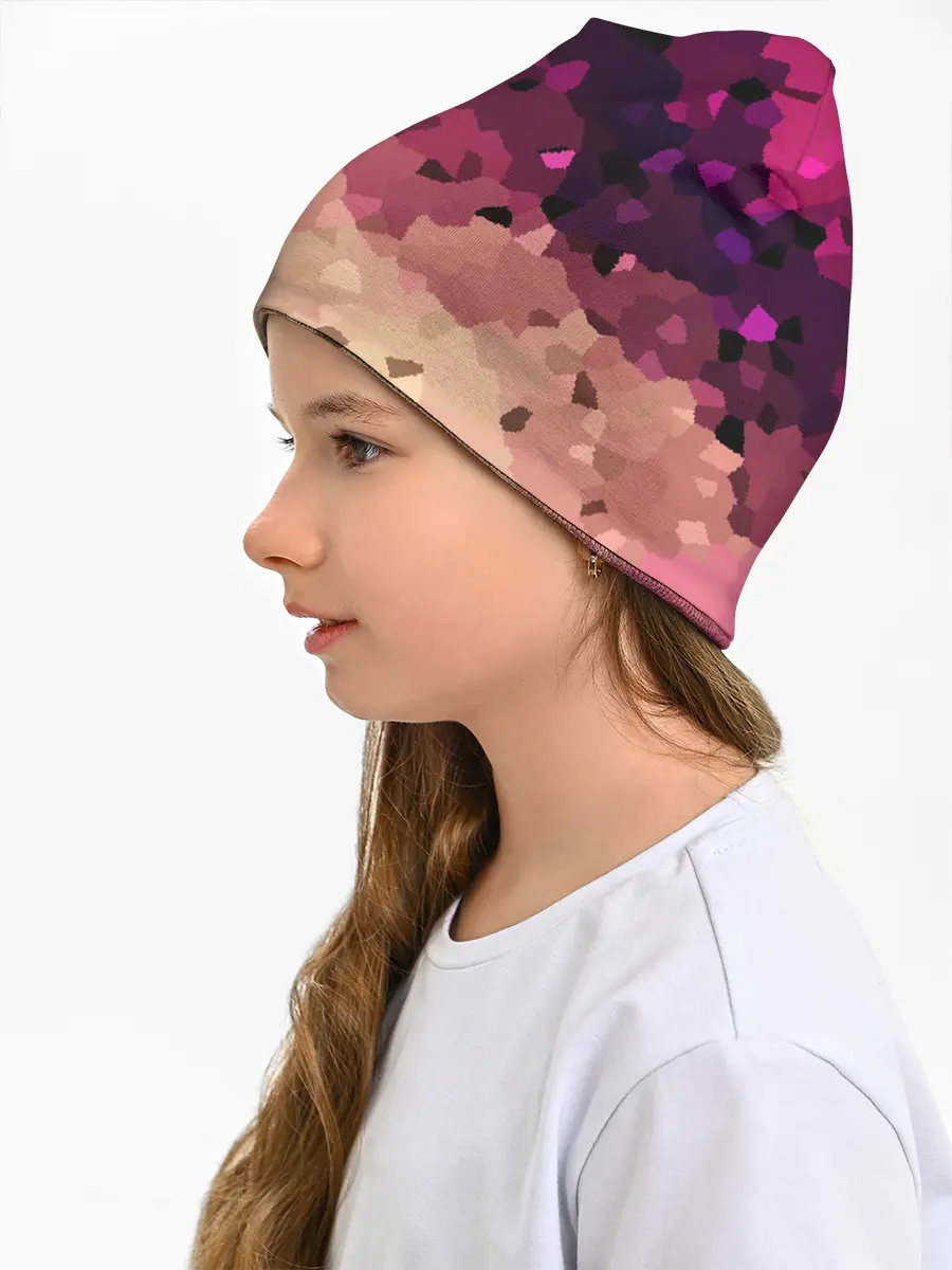 Детская шапка / Бежево-малиновый абстрактный