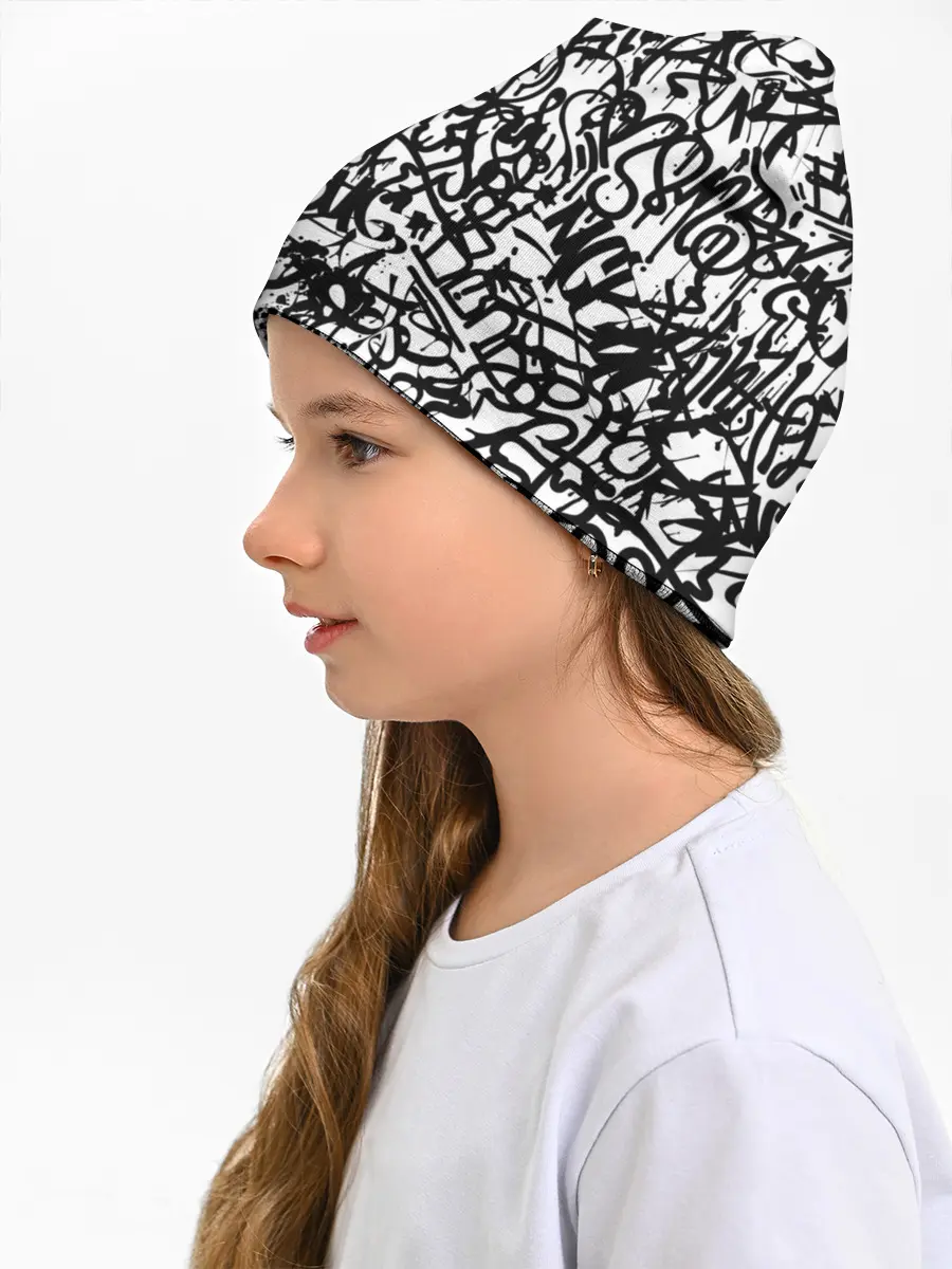 Детская шапка / Graffiti black on white