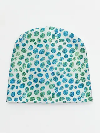 Детская шапка / Драгоценные зеленые камешки