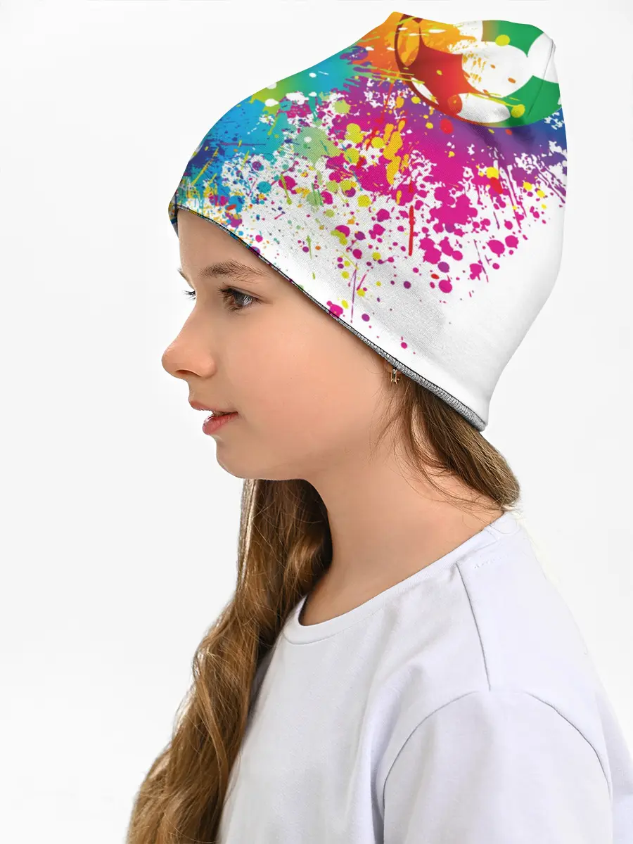 Детская шапка / Футбольные мячи