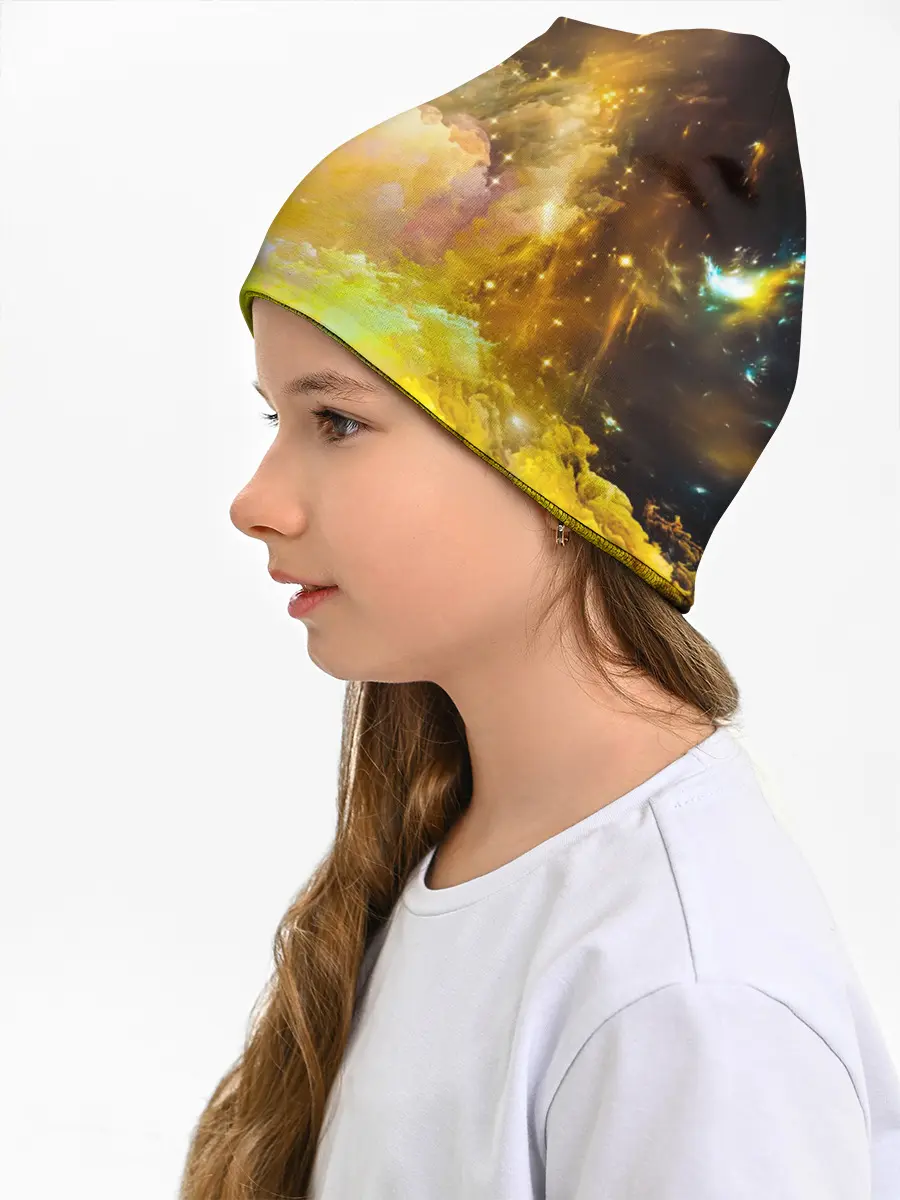 Детская шапка / Желтая краска