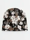 Детская шапка / Белые цветы