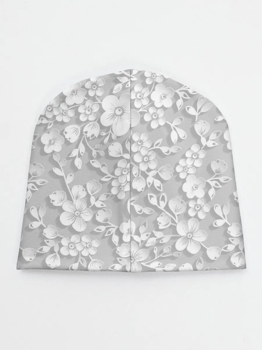 Детская шапка / Белые цветы