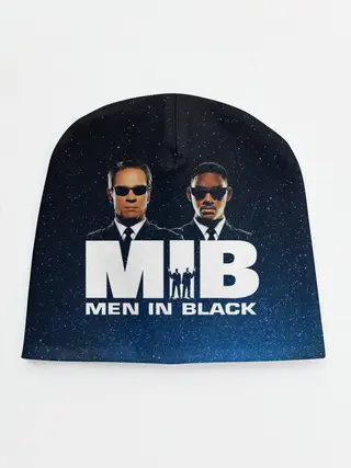 Детская шапка / люди в черном