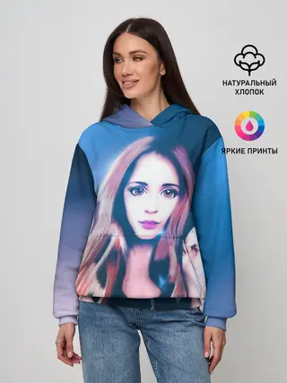 Женское худи / Девушка с большими глазами