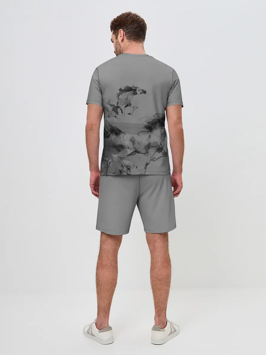 Мужской костюм с шортами / кони