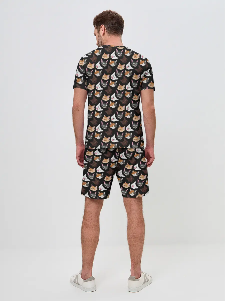 Мужской костюм с шортами / Много котов