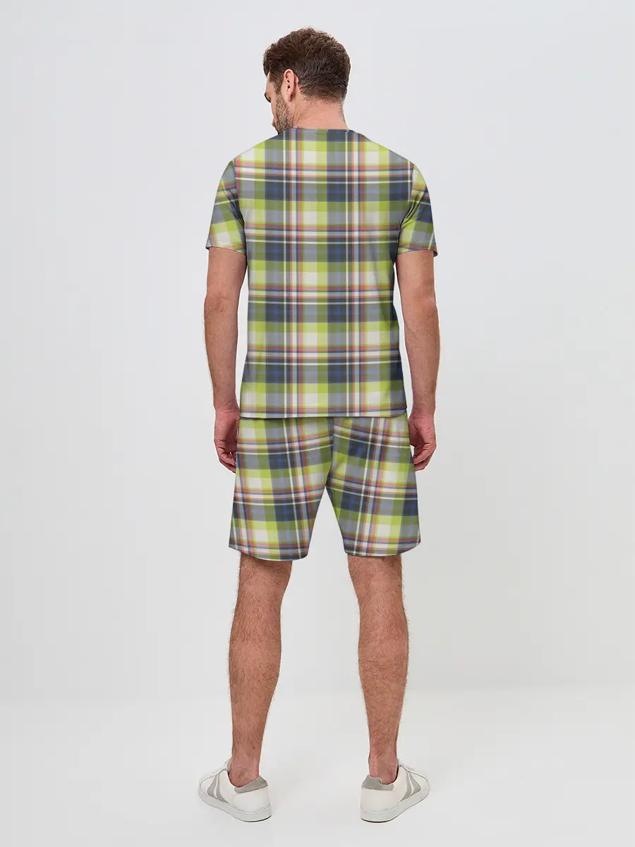 Мужской костюм с шортами / Текстура в клетку