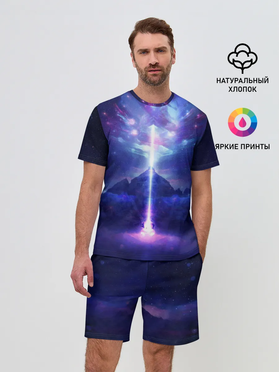 Мужской костюм с шортами / Яркий взрыв в космосе