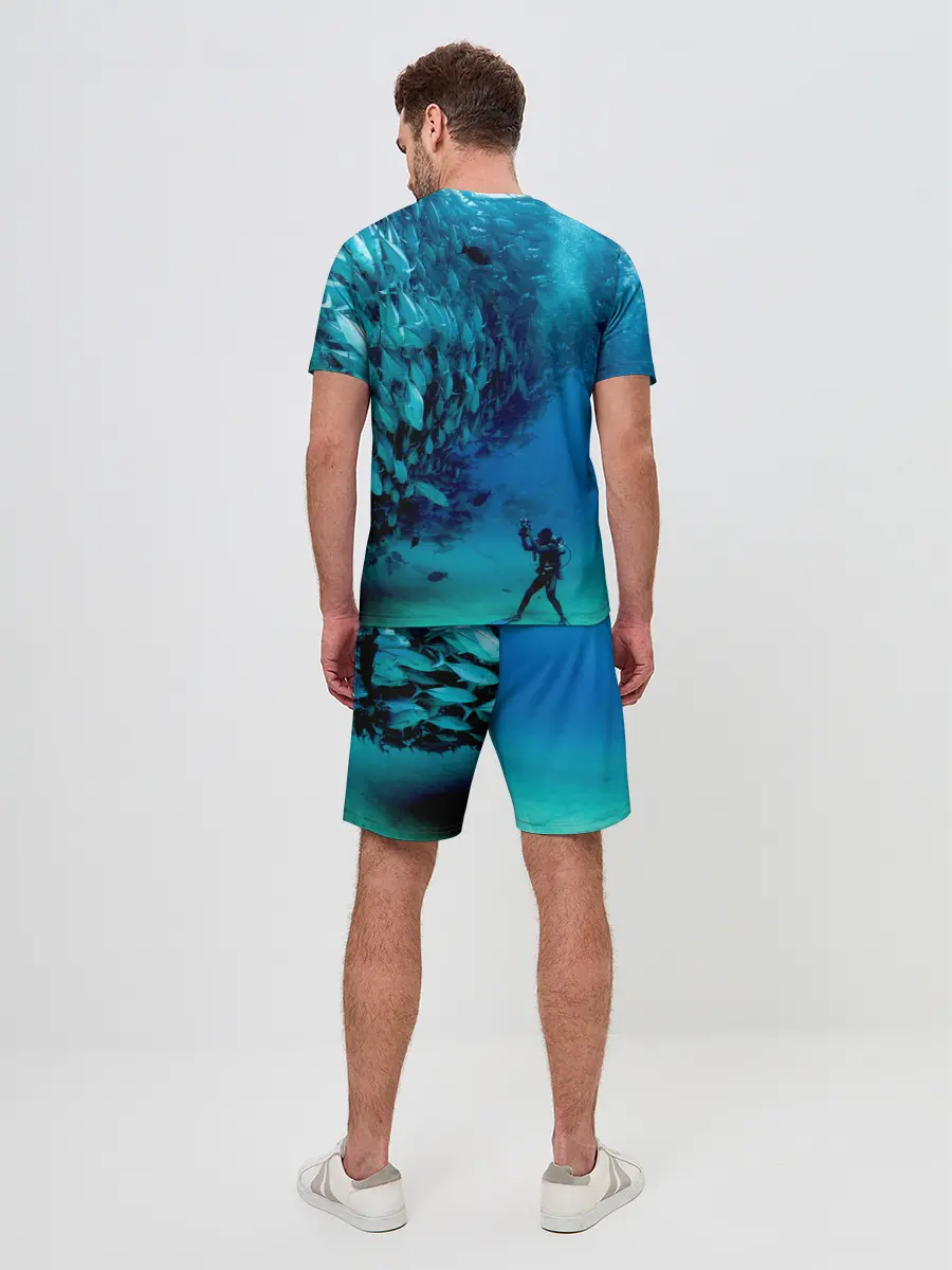 Мужской костюм с шортами / Фото дайвинг