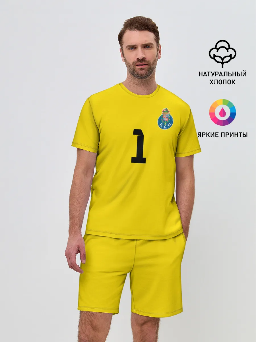 Мужской костюм с шортами / Iker Casillas