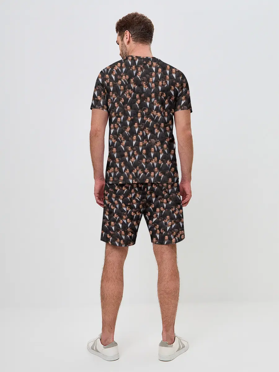 Мужской костюм с шортами / Растерянный Траволта