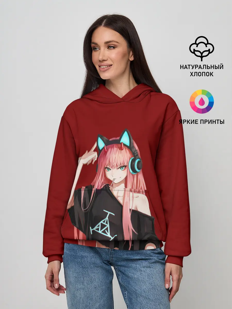 Женское худи / Zero Two в наушниках