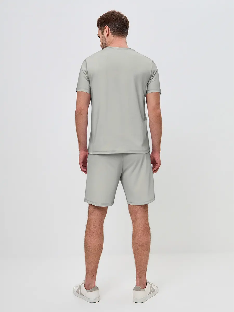 Мужской костюм с шортами / Лиса в наушниках