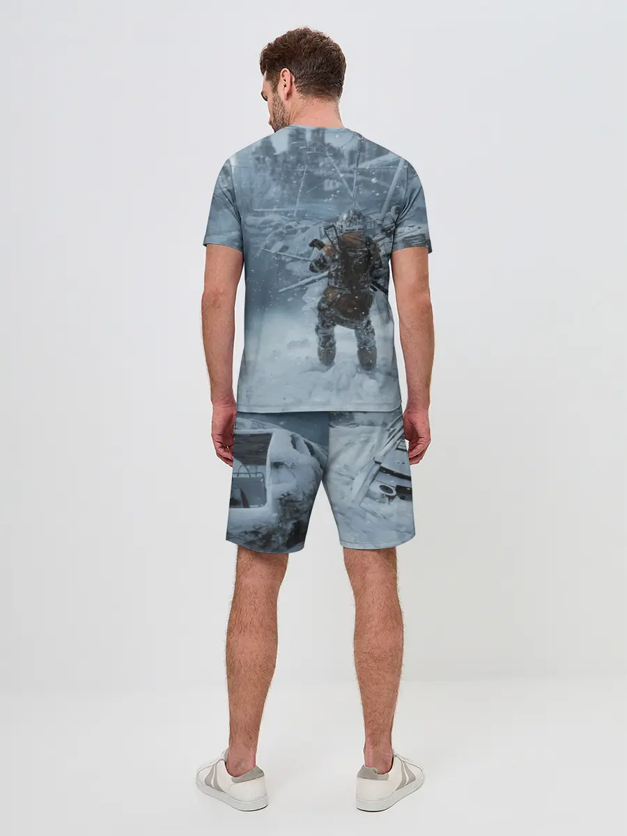 Мужской костюм с шортами / Метро Исход