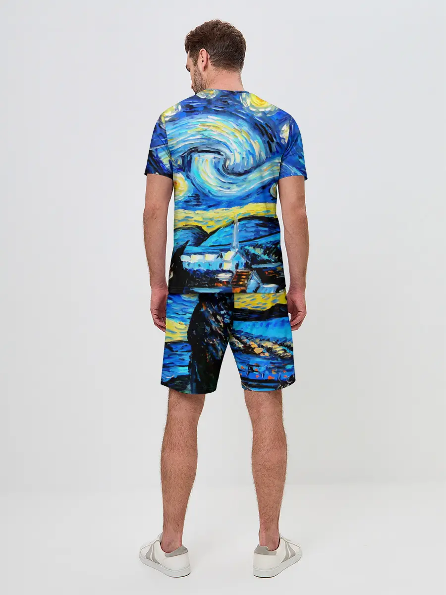 Мужской костюм с шортами / Искусство