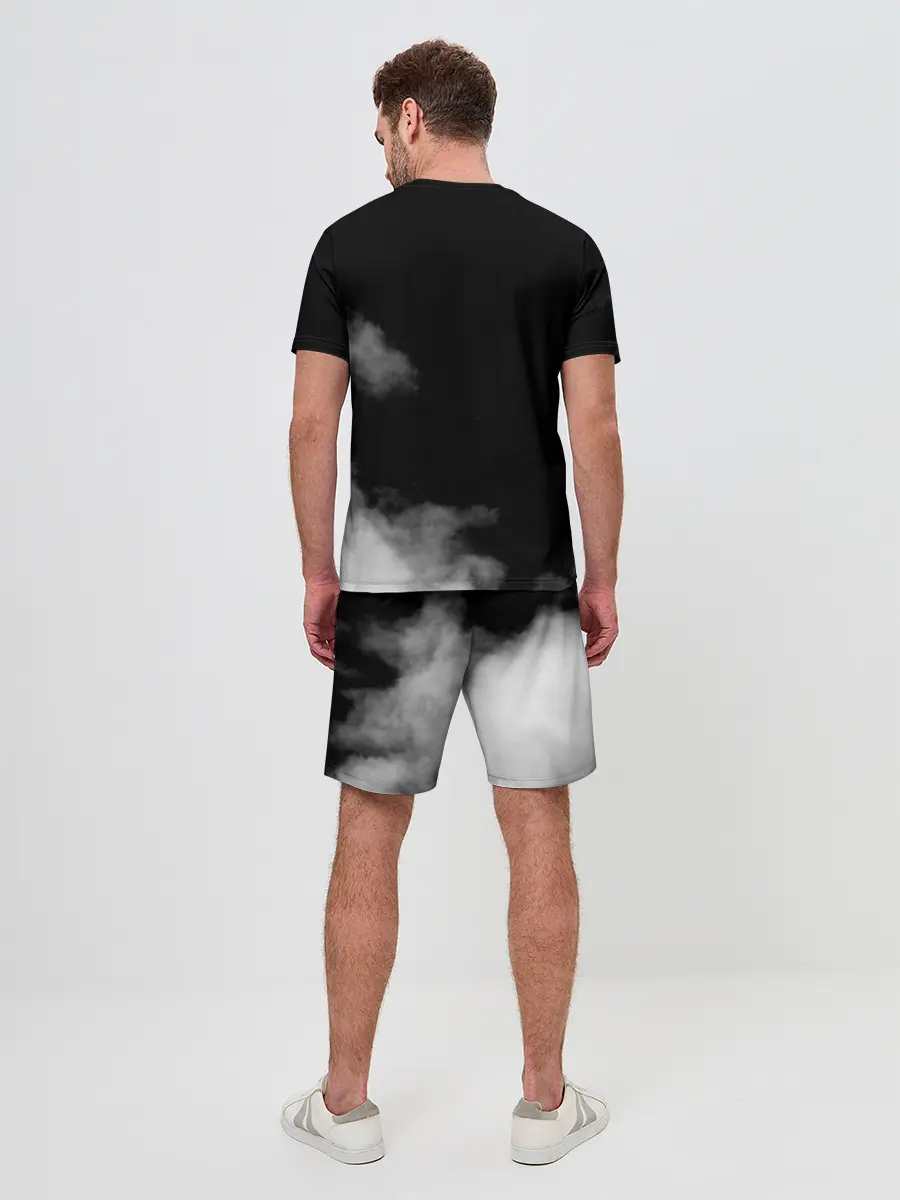 Мужской костюм с шортами / Логотип Черного Клевера в дымке