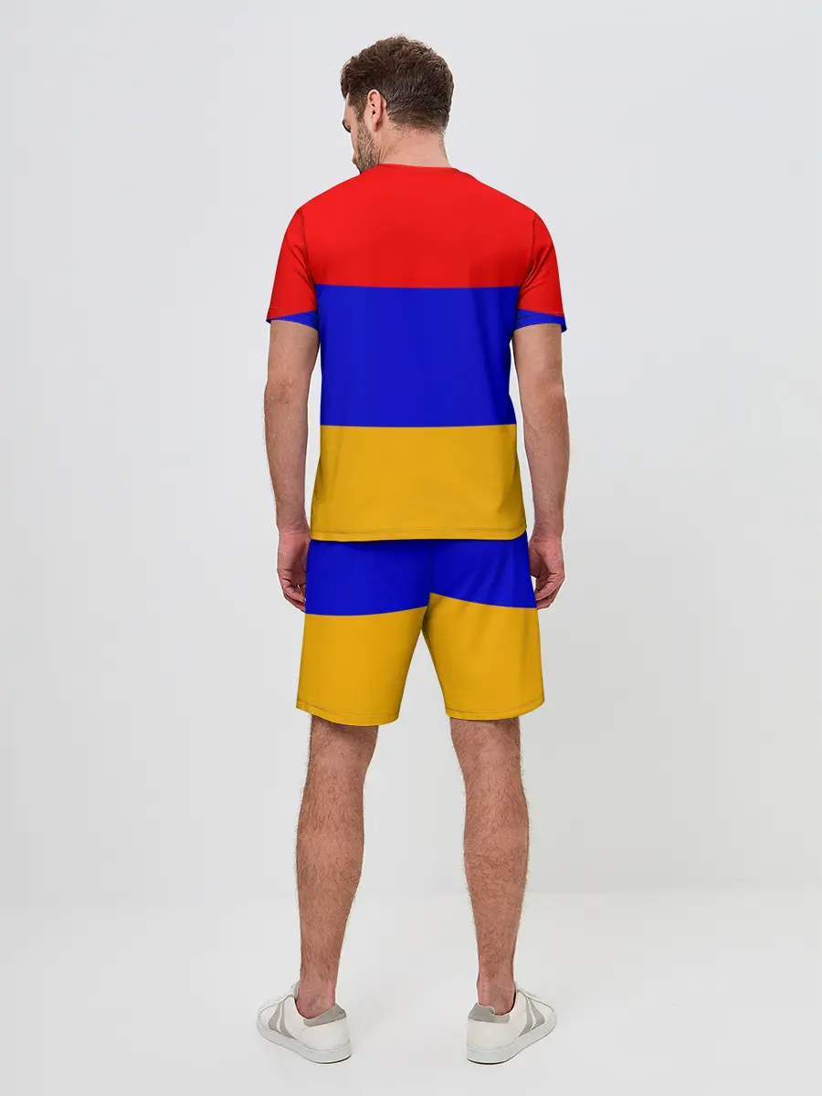 Мужской костюм с шортами / Армения. Флаг.