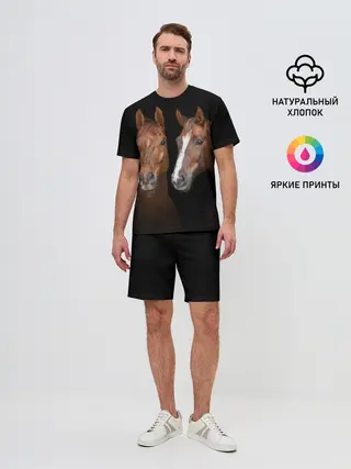 Мужской костюм с шортами / Лошади гнедые