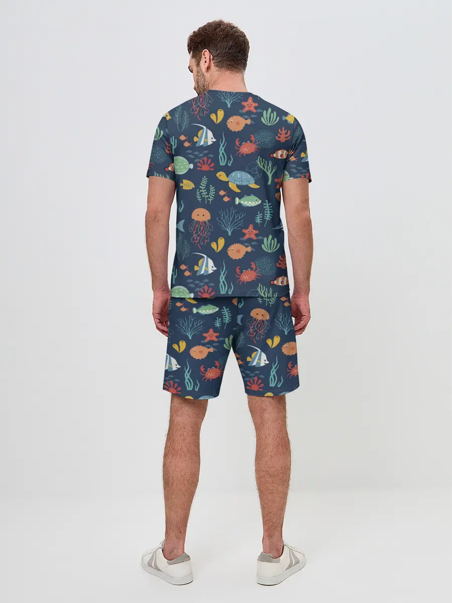 Мужской костюм с шортами / Завтрак