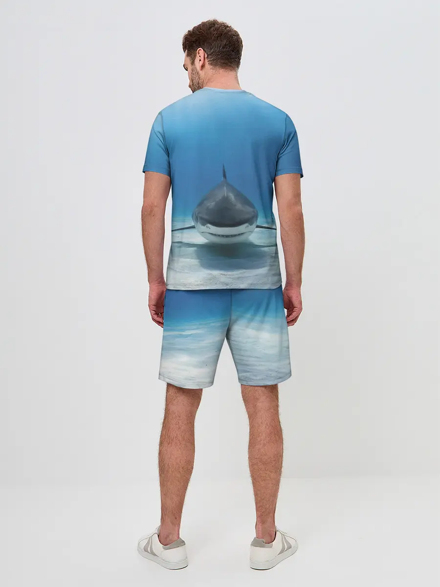 Мужской костюм с шортами / Анфас