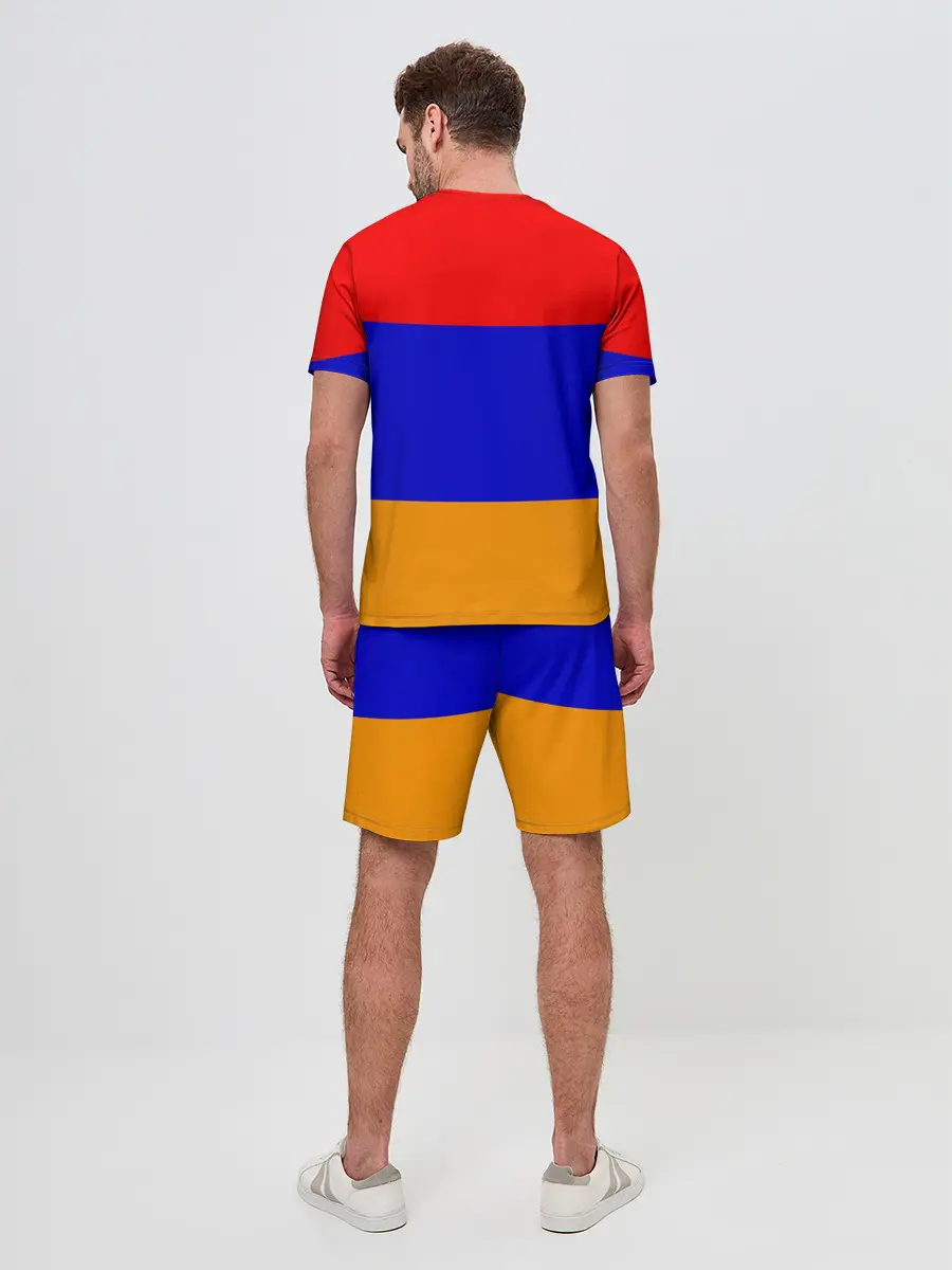 Мужской костюм с шортами / Герб и флаг Армении