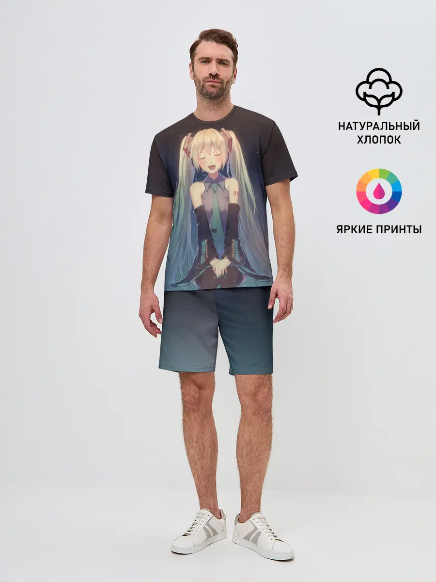 Мужской костюм с шортами / Хатсуне сидит прикрыв глаза