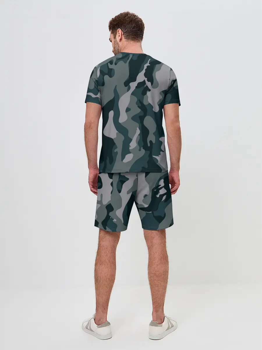 Мужской костюм с шортами / камуфляж