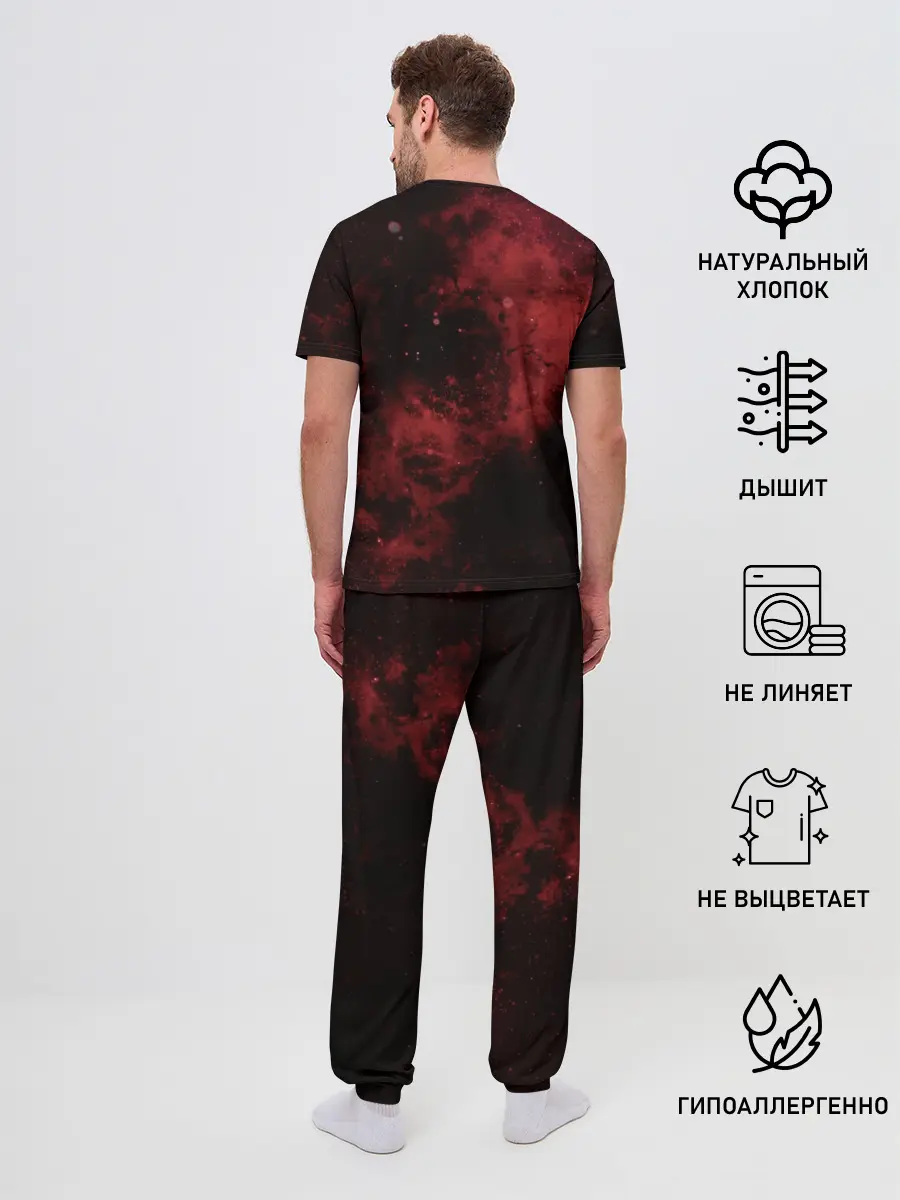 Мужская пижама с брюками / Эмблема Черного клевера на космическом фоне