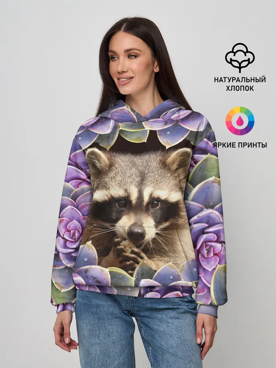 Женское худи / Енот среди цветов