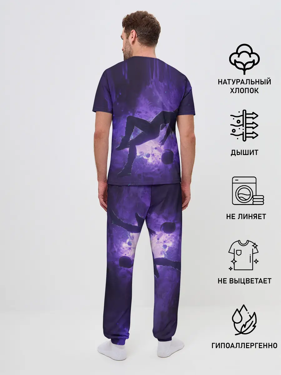 Мужская пижама с брюками / Space X Girl in zero gravity