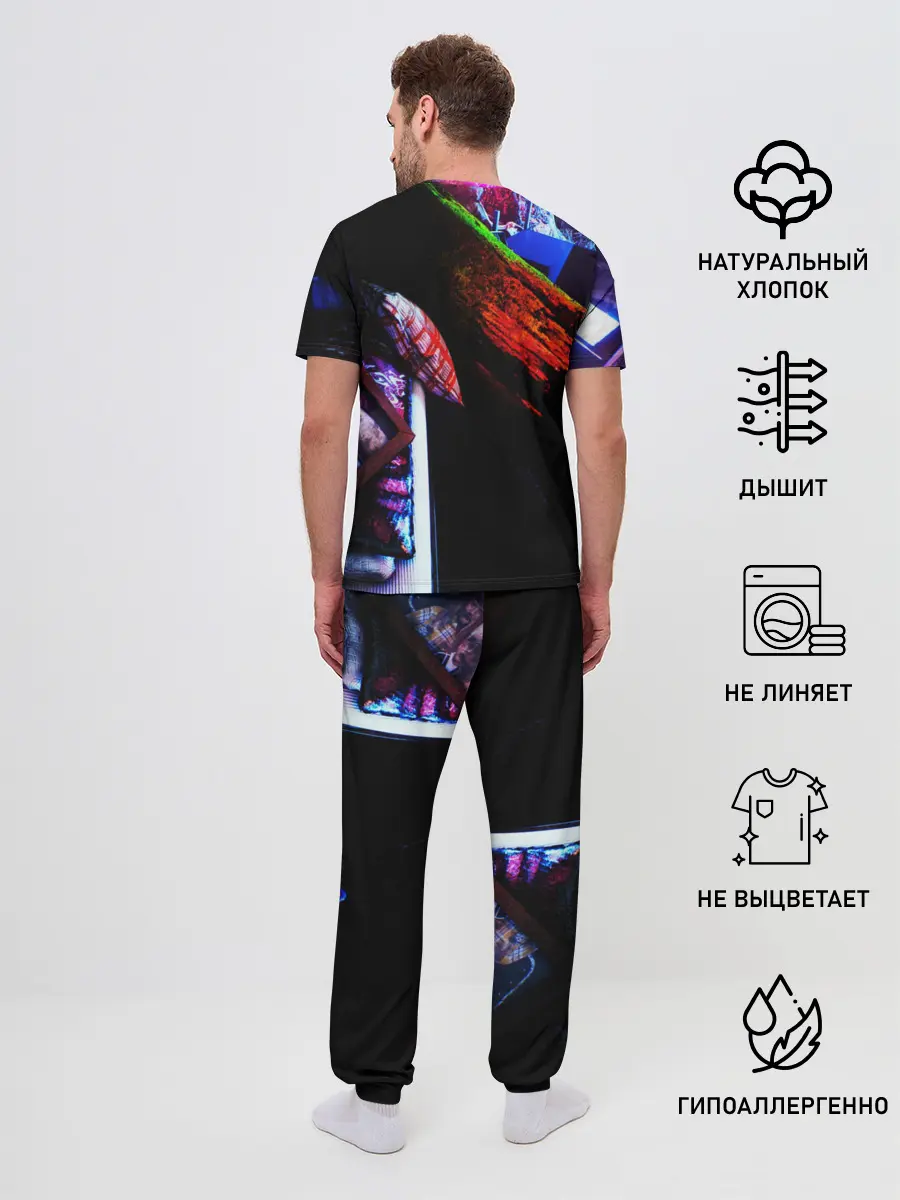 Мужская пижама с брюками / Очень странные дела