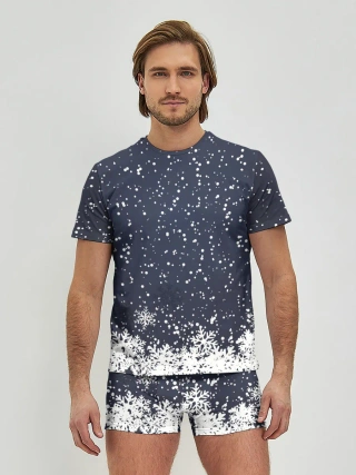 Мужские трусы с футболкой / Атмосфера нового года