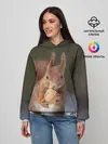Женское худи / белка с орехом на снегу
