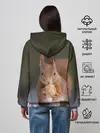 Женское худи / белка с орехом на снегу