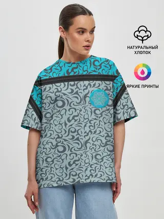 Женская футболка оверсайз / Снежный вихрь