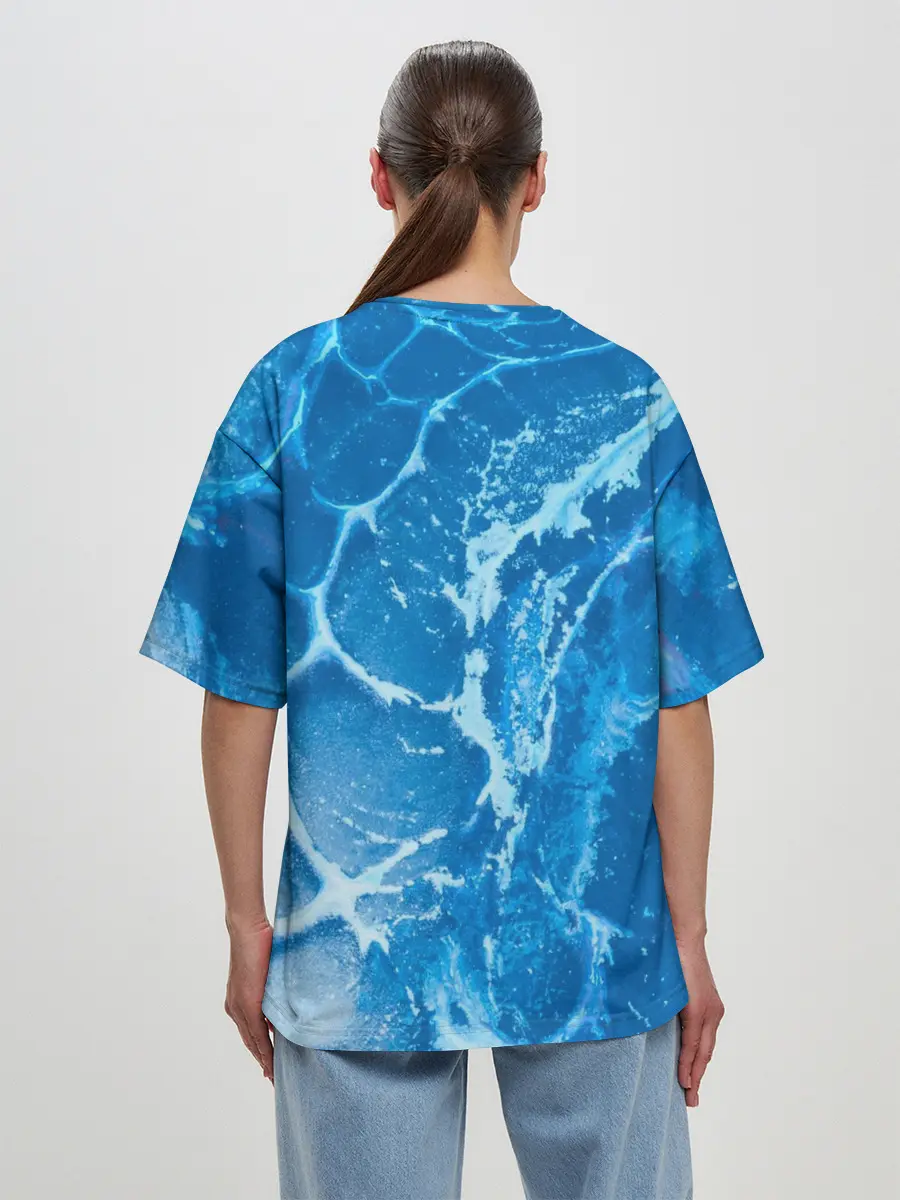 Женская футболка оверсайз / Ледяной