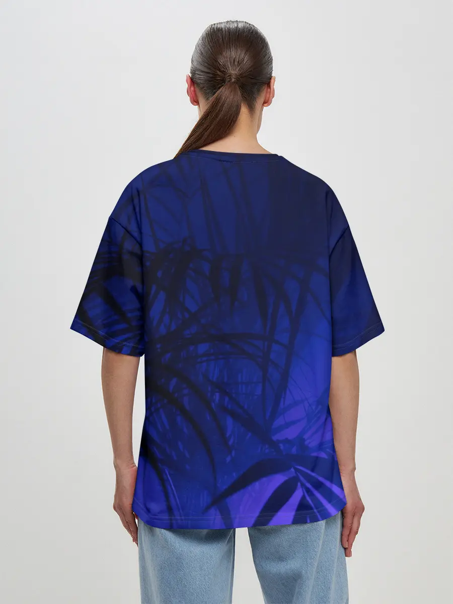 Женская футболка оверсайз / Тихие джунгли