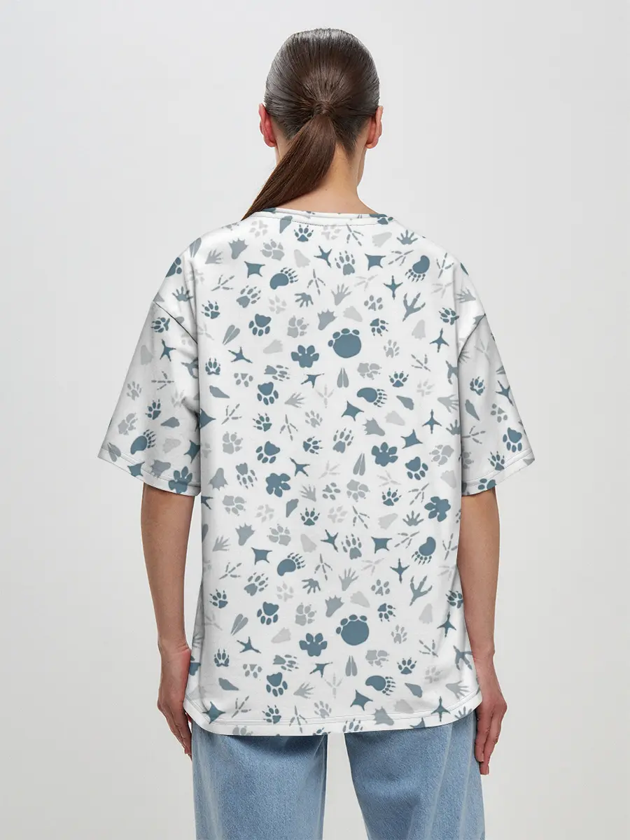 Женская футболка оверсайз / Отпечатки лап животных