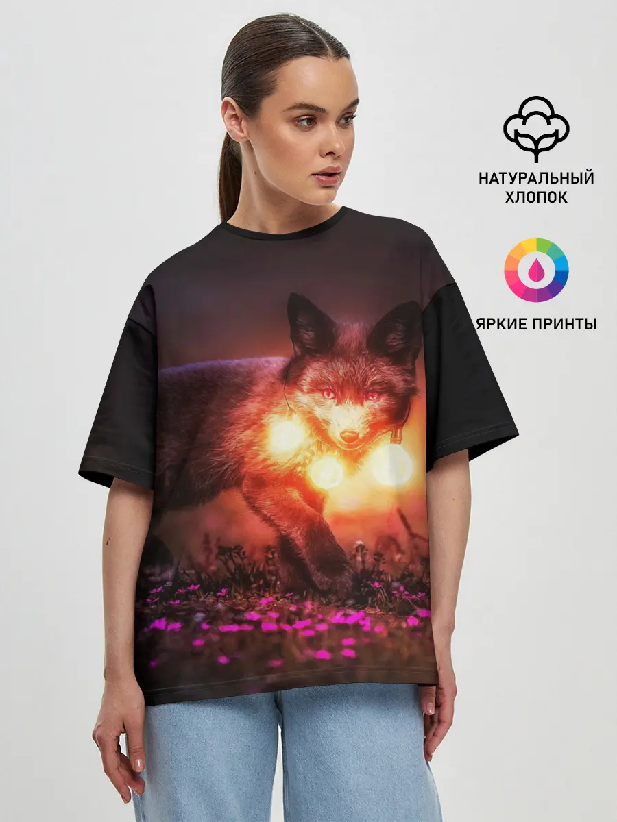 Женская футболка оверсайз / Лисица с фонариками