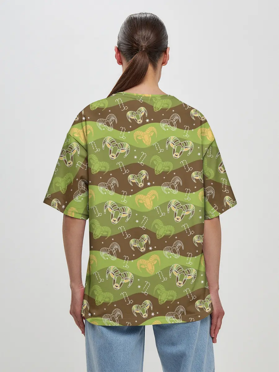 Женская футболка оверсайз / Козерог