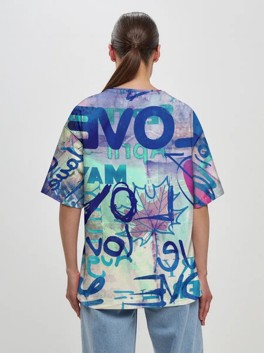 Женская футболка оверсайз / LOVE