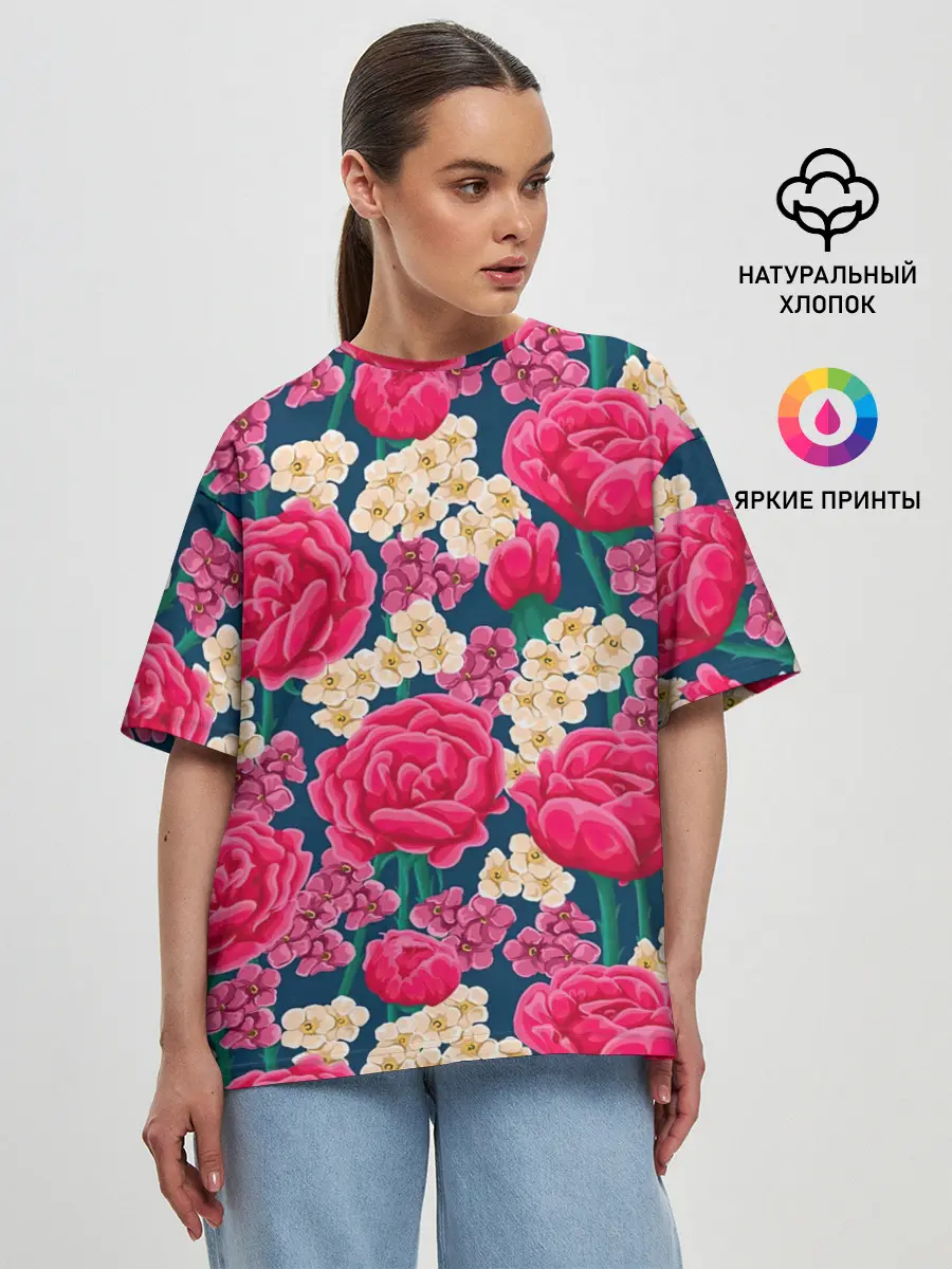 Женская футболка оверсайз / Поле роз