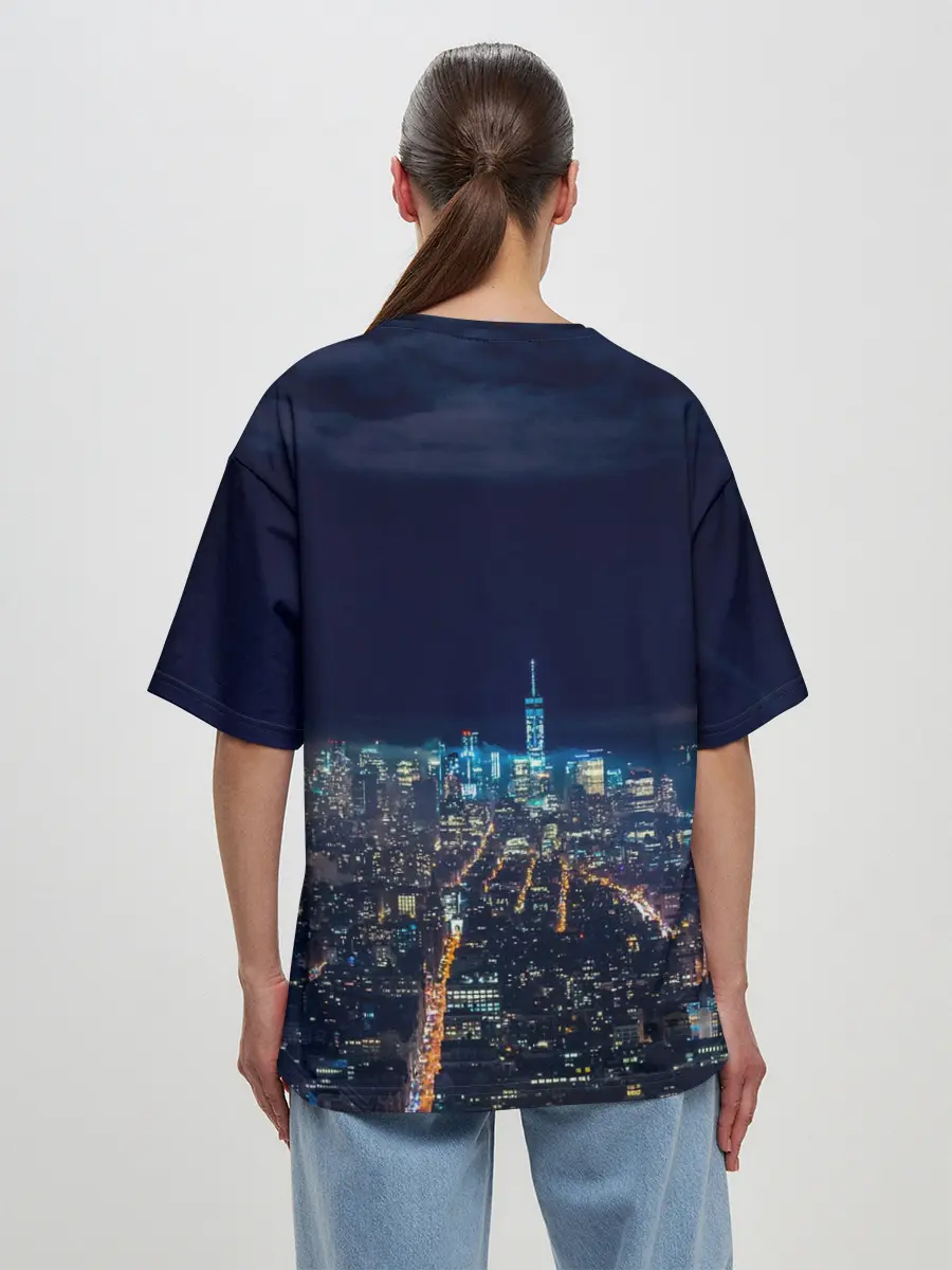 Женская футболка оверсайз / Ночной город