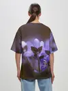 Женская футболка оверсайз / хрупкий цветок фиалка